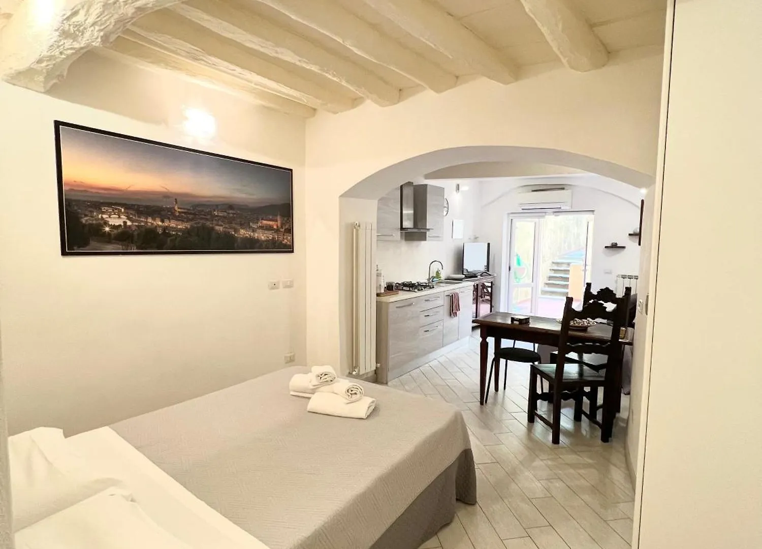 Adg Apartment 33 Florence