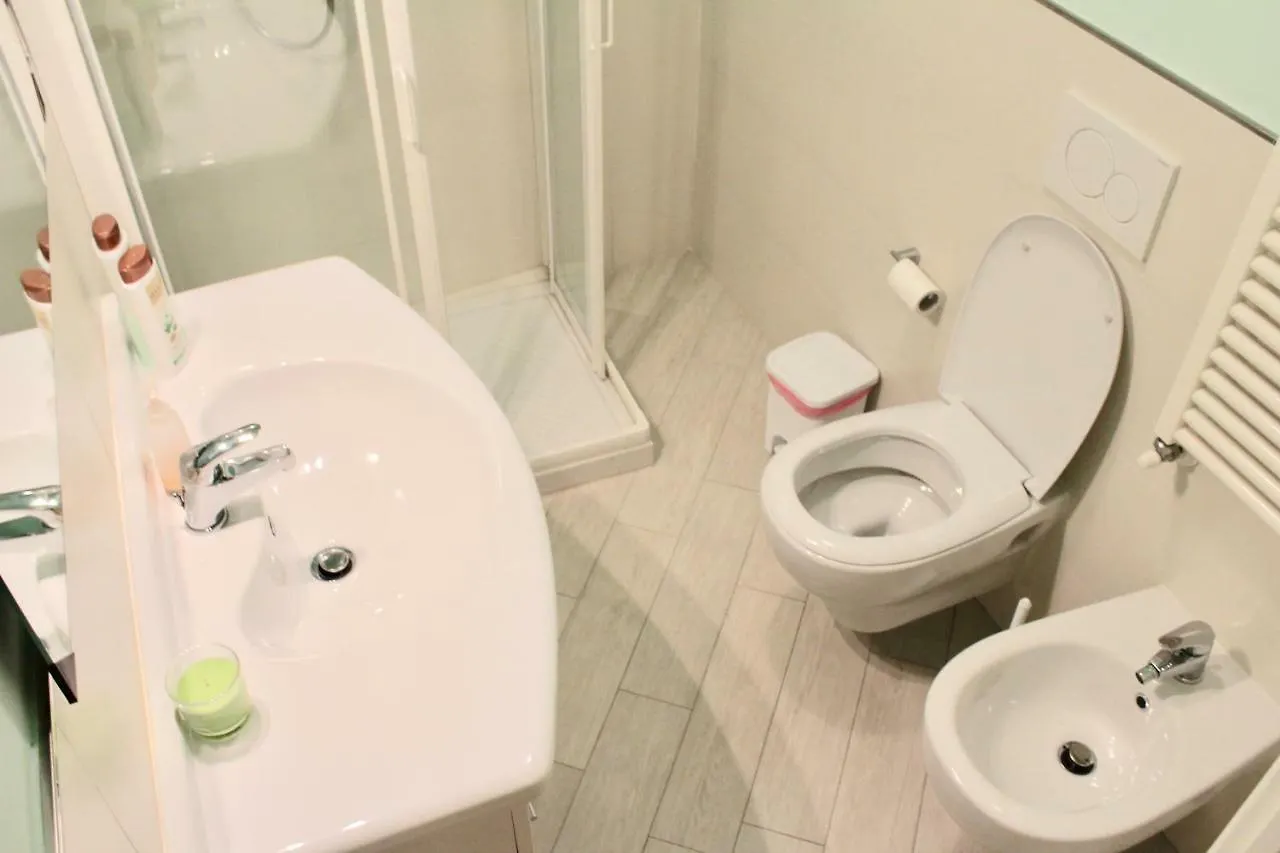 Adg Apartment 33 Florence